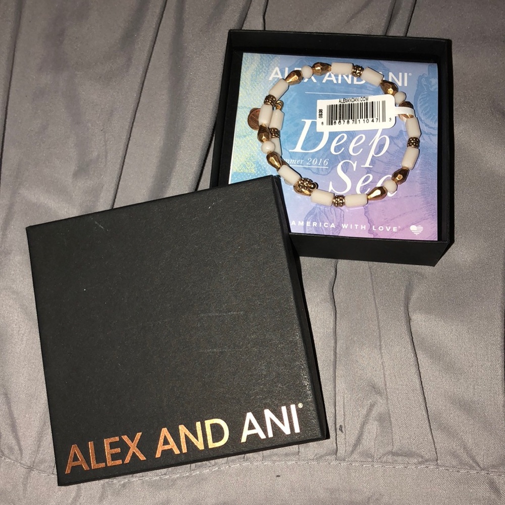Alexis and Ani White and Gold Bracelet Brand New